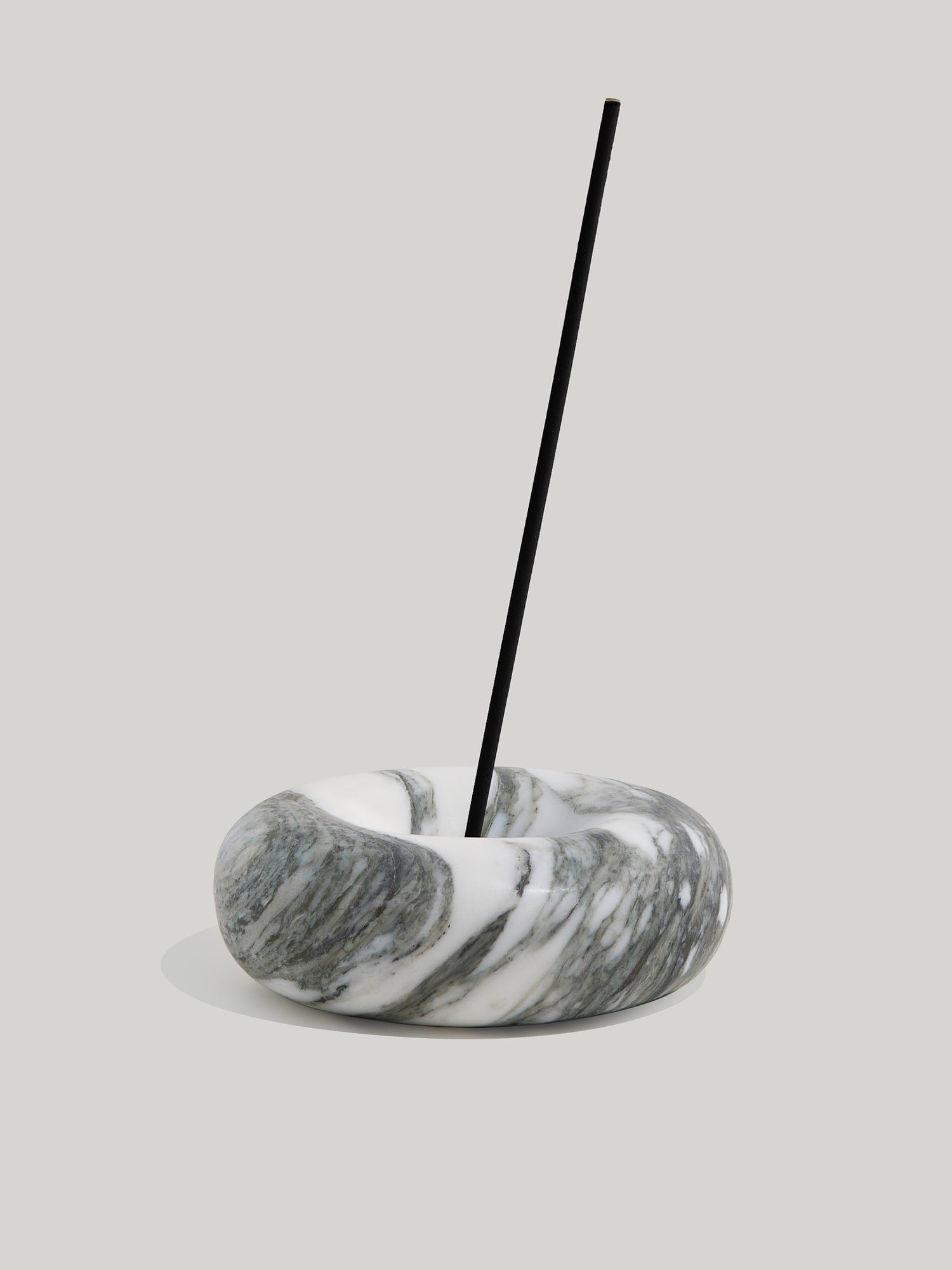 Arabescato marble incense holder