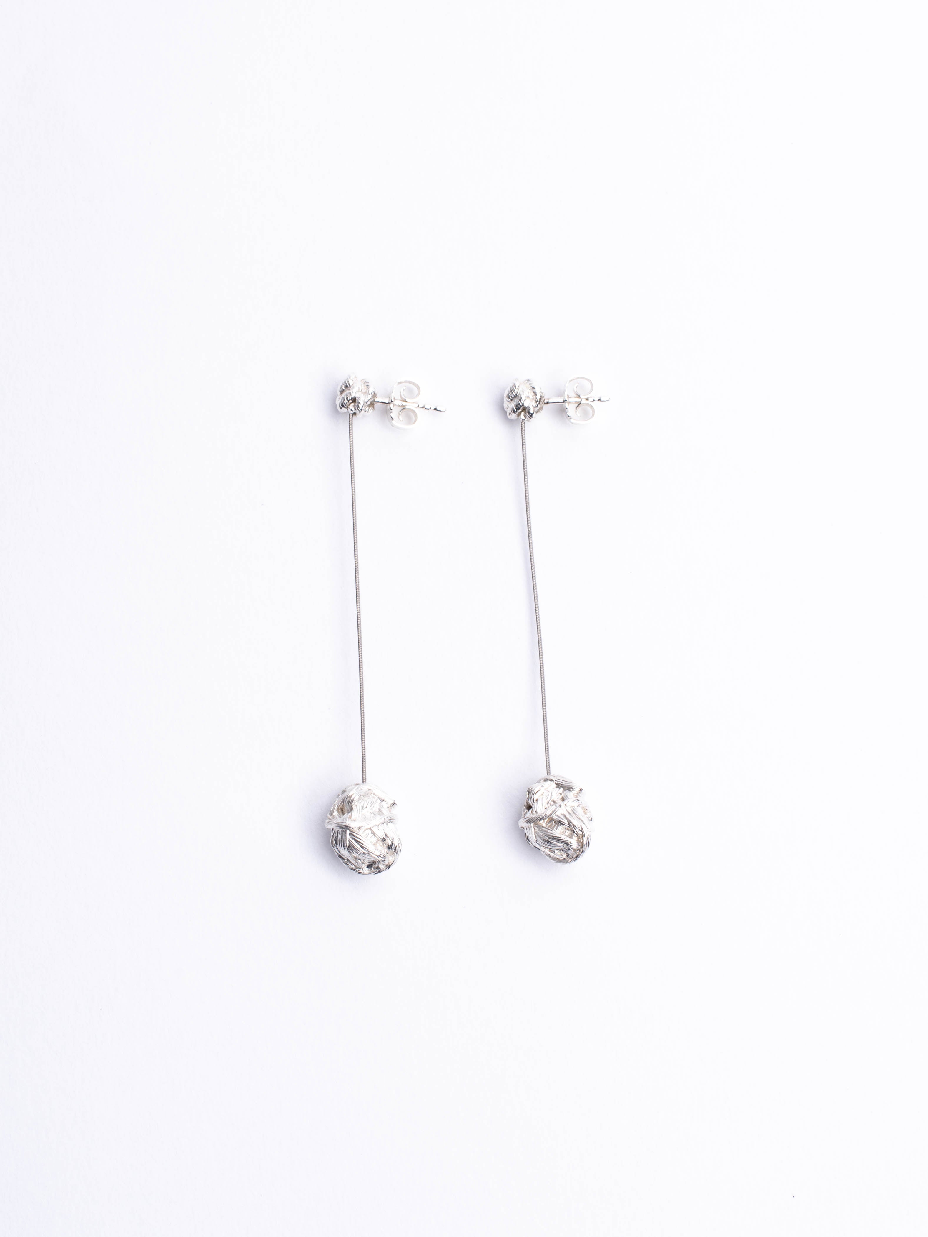 Knot earrings