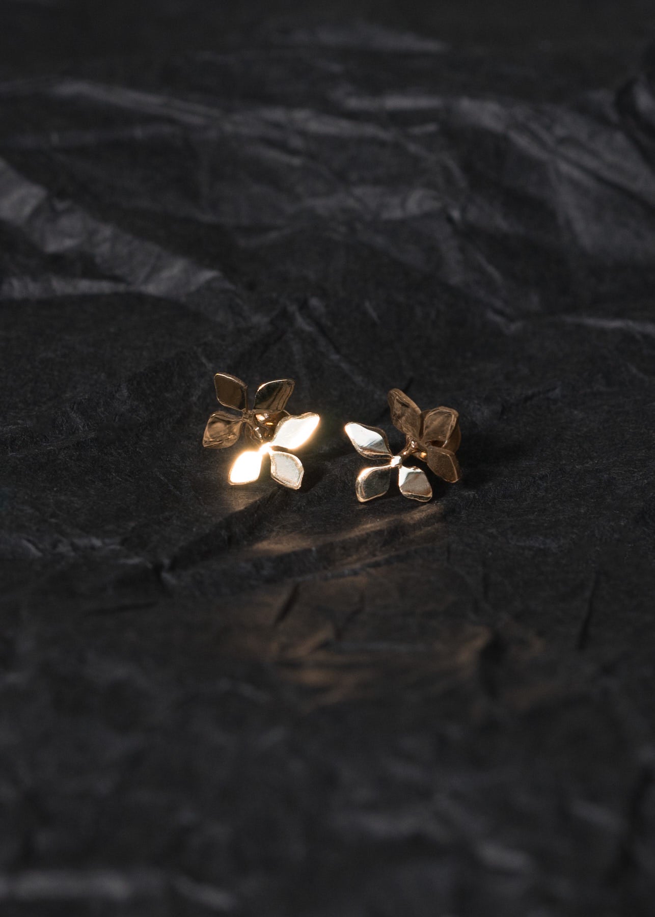Ivy Leaves mini earrings