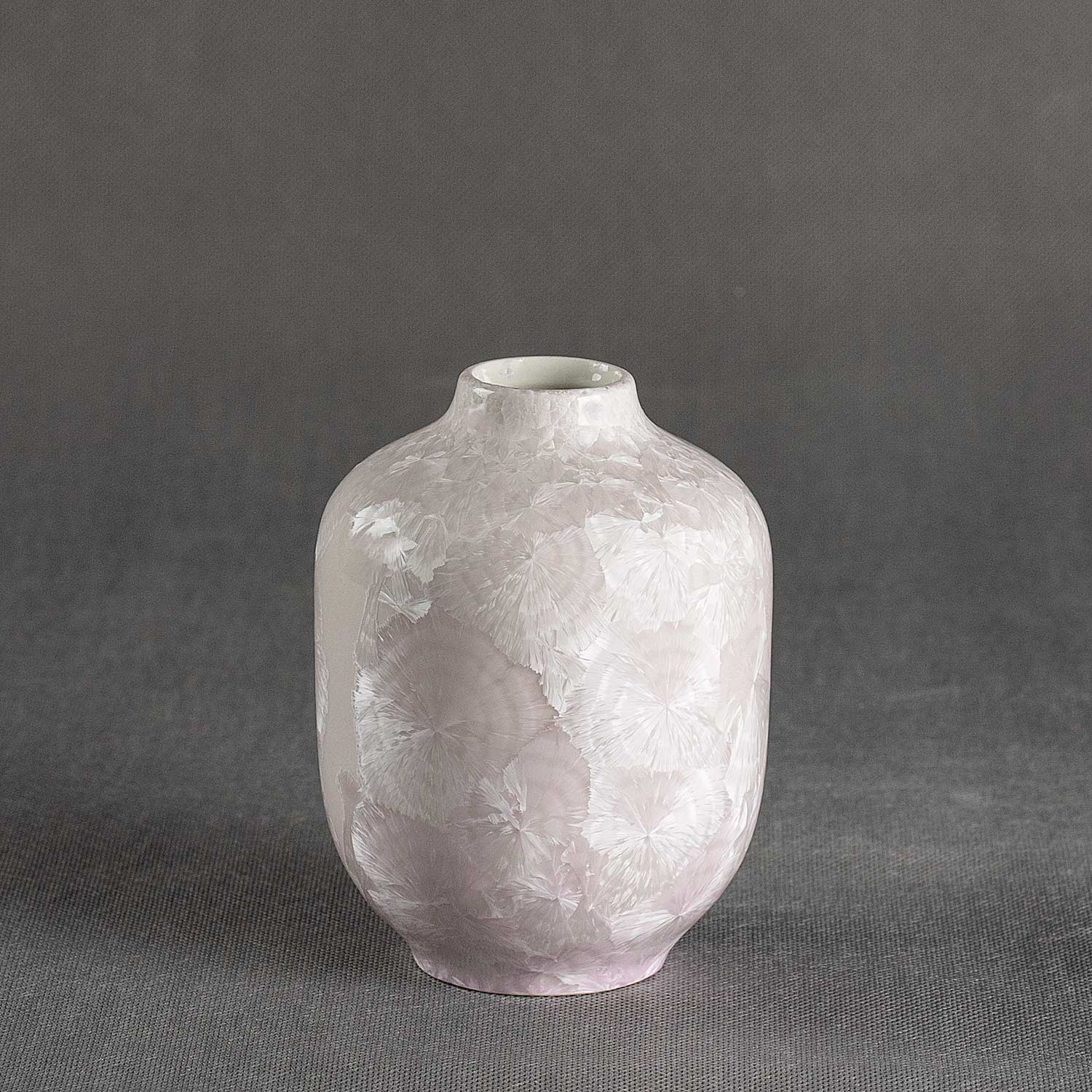 Crystalline I vase - pearl white