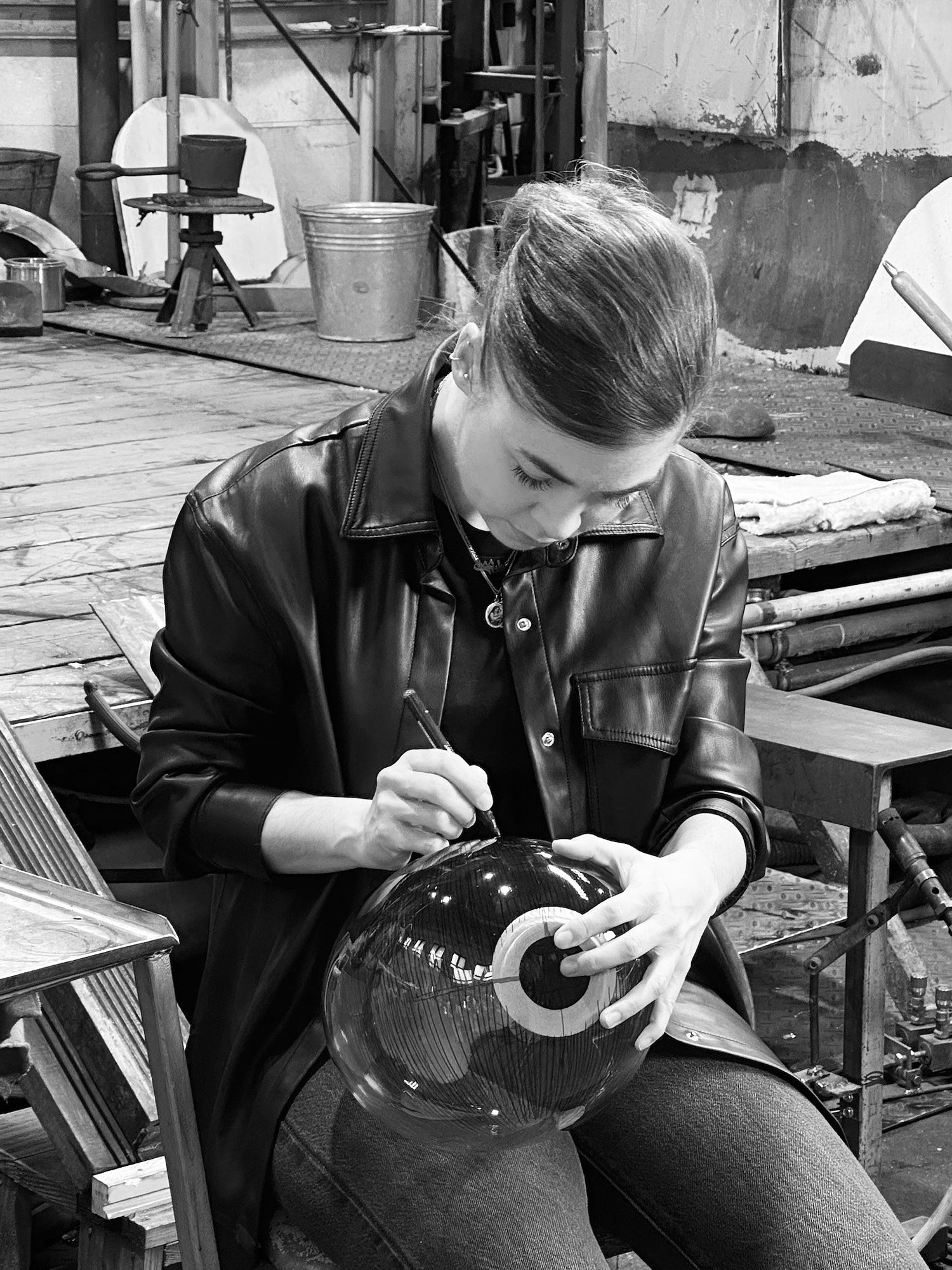 Sacred Bond váza 20 cm - růžová