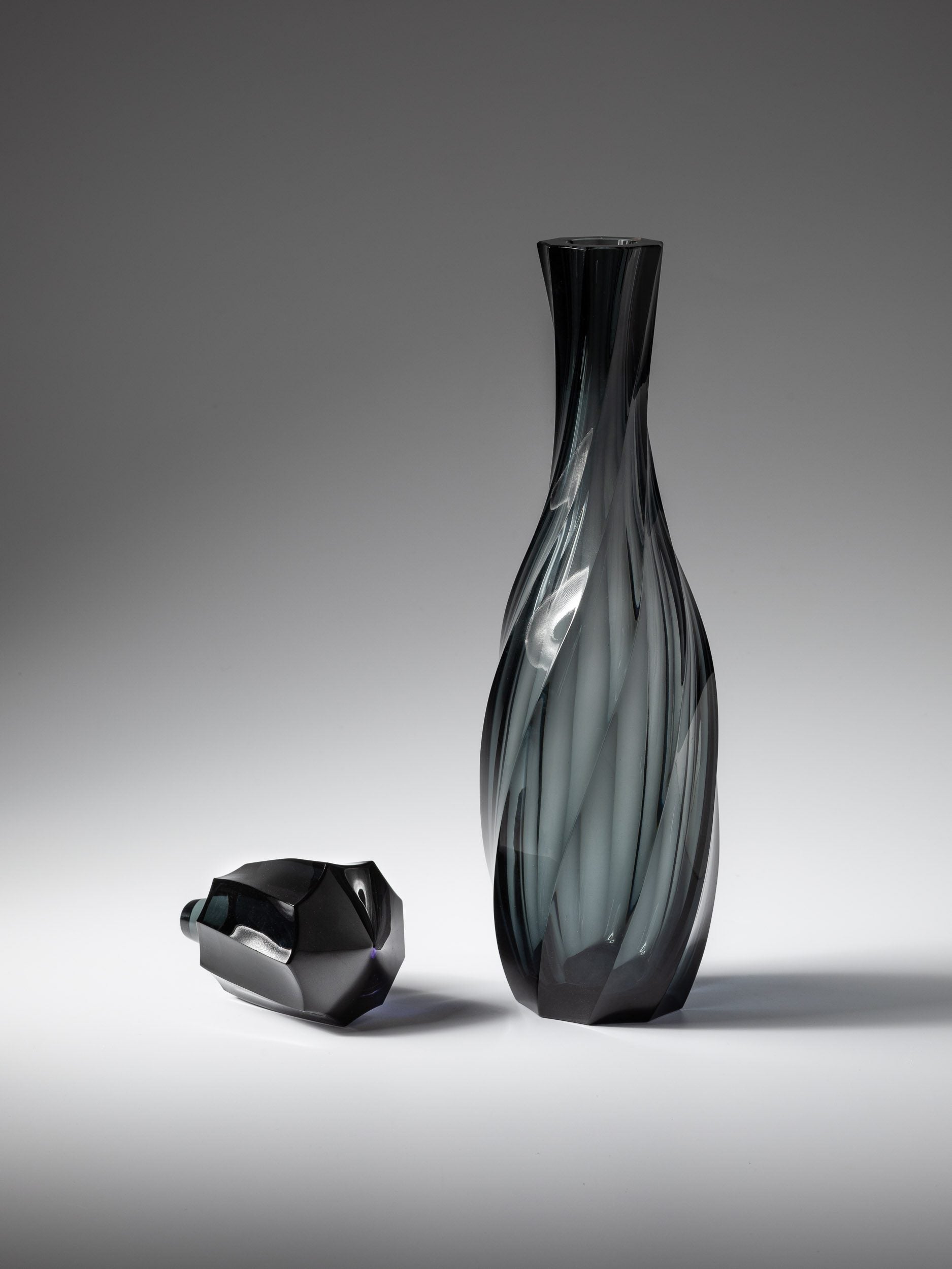 Tornado carafe