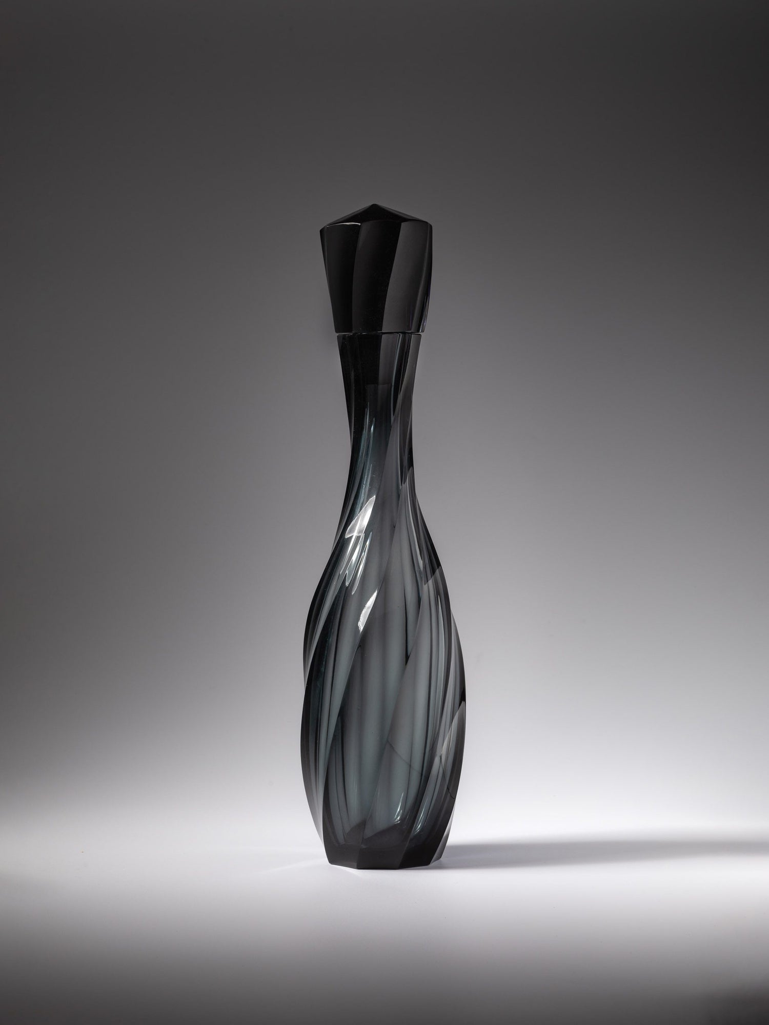 Tornado carafe