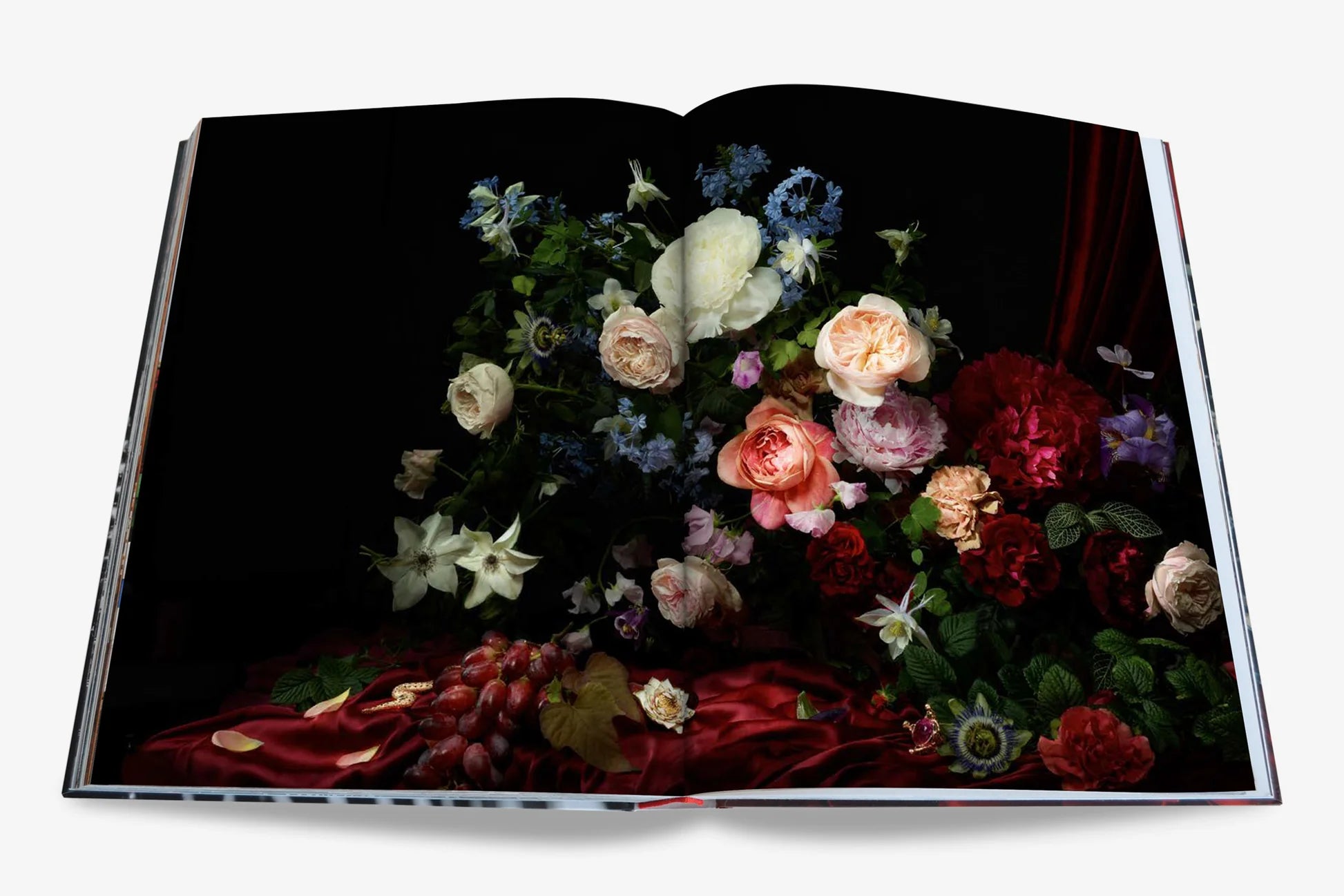 FLOWERS: ART &amp; BOUQUETS