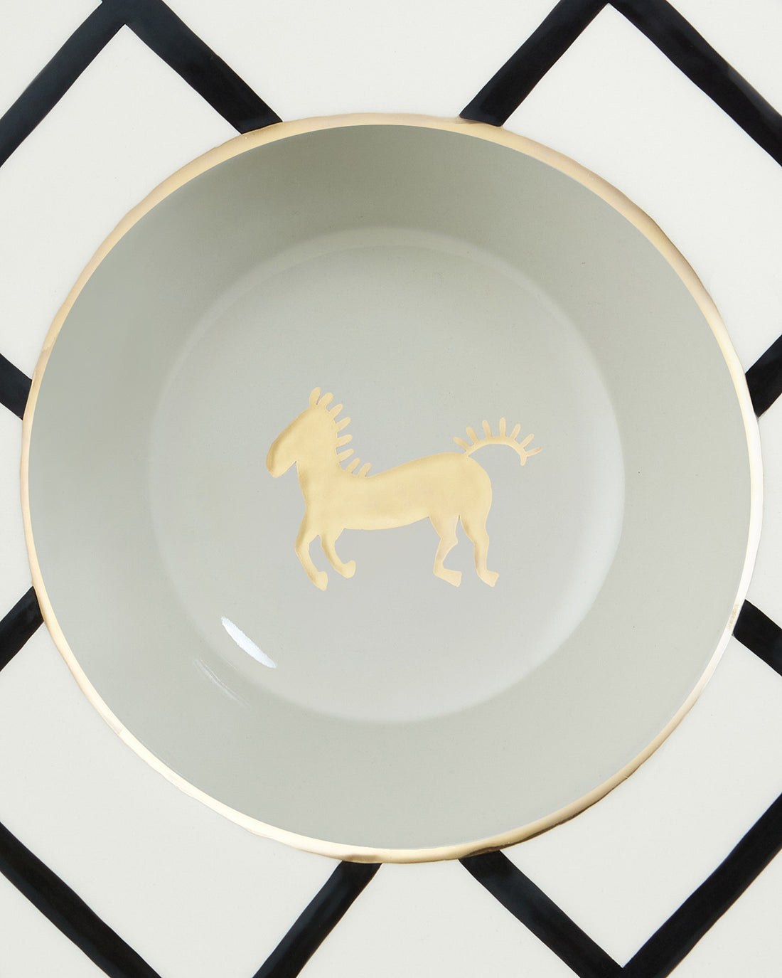 Horse plate