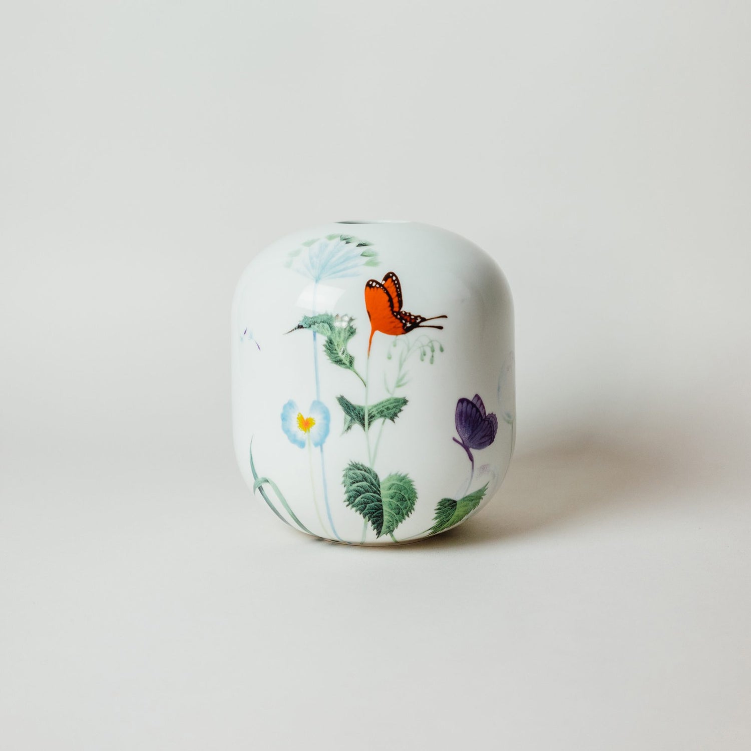 Field flowers vase