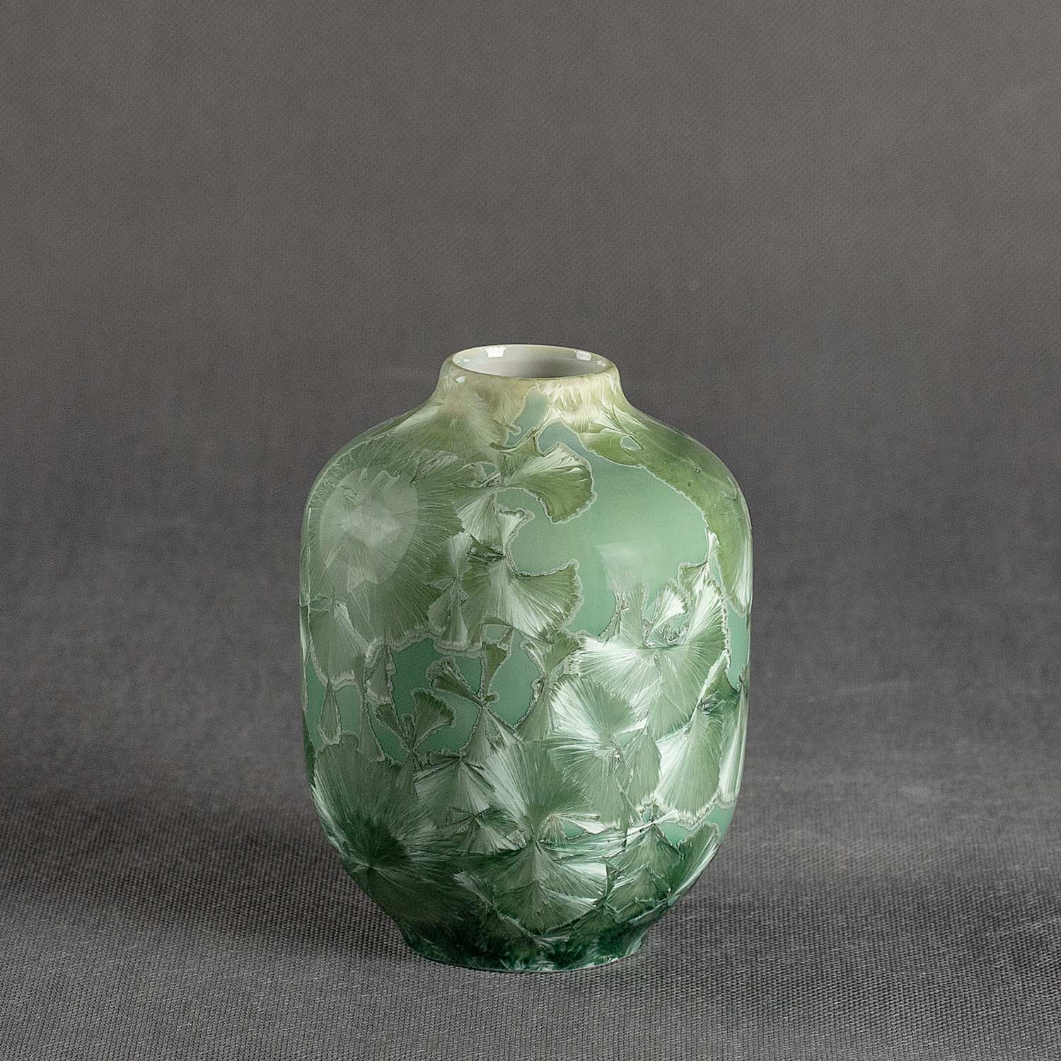 Crystalline I vase green