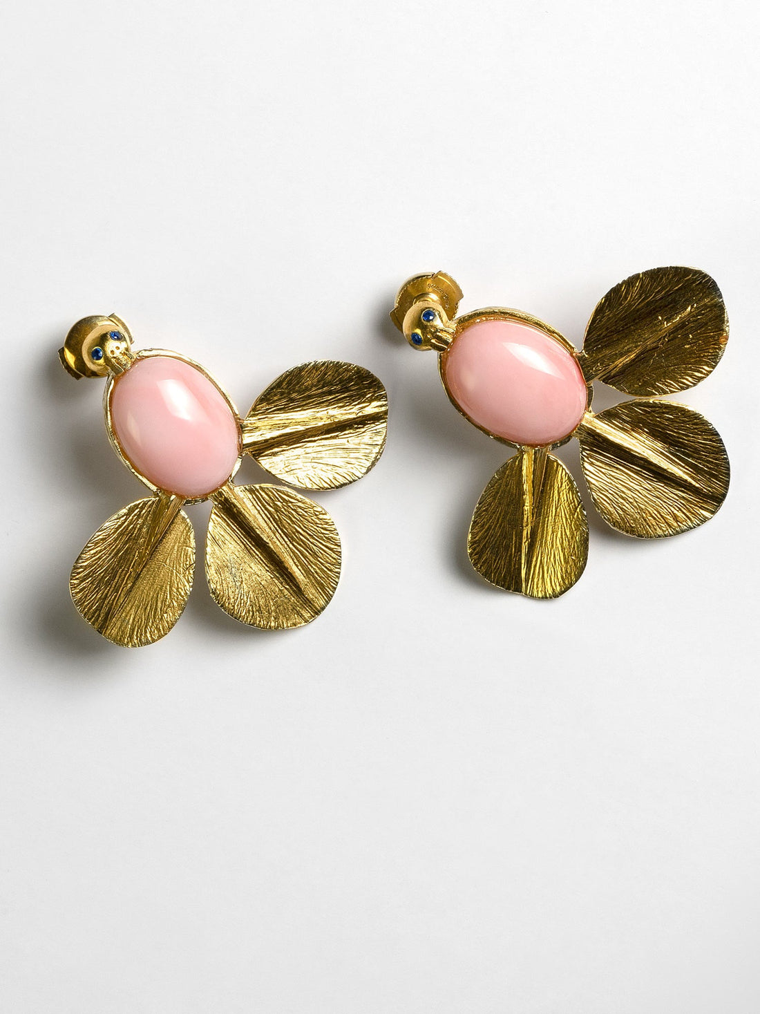 Šišky náušnice s opálem