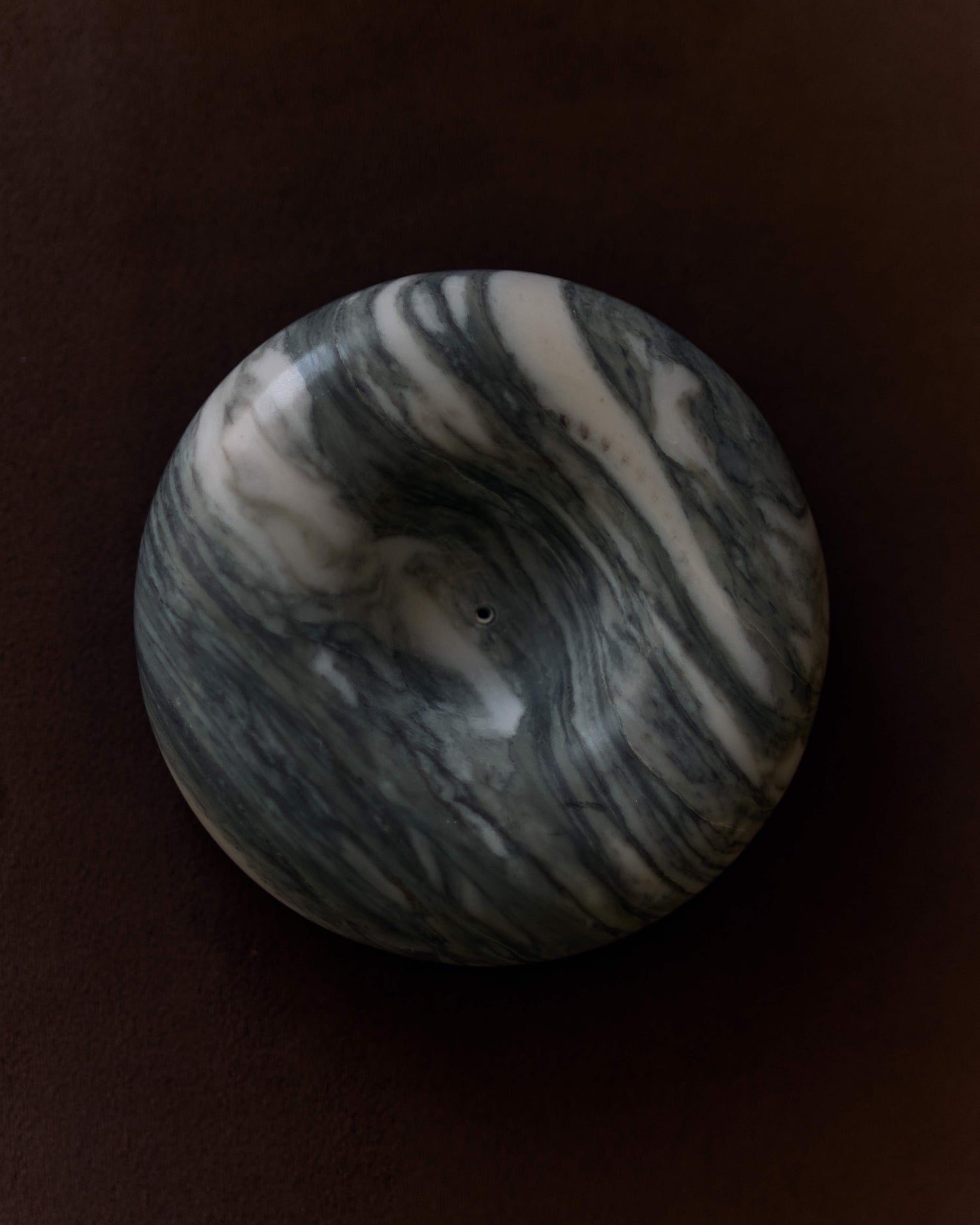Clair incense holder