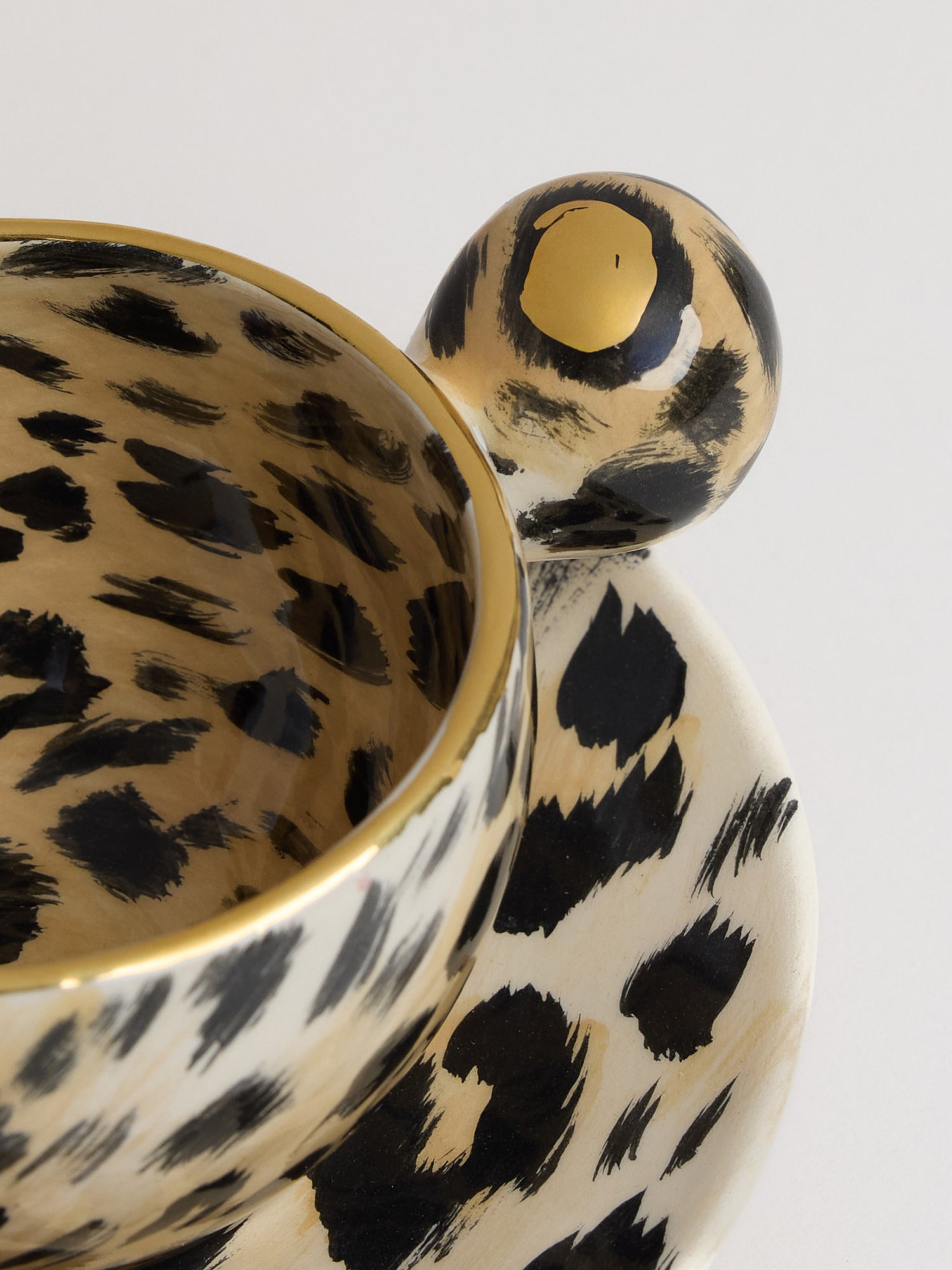 Leopard cup